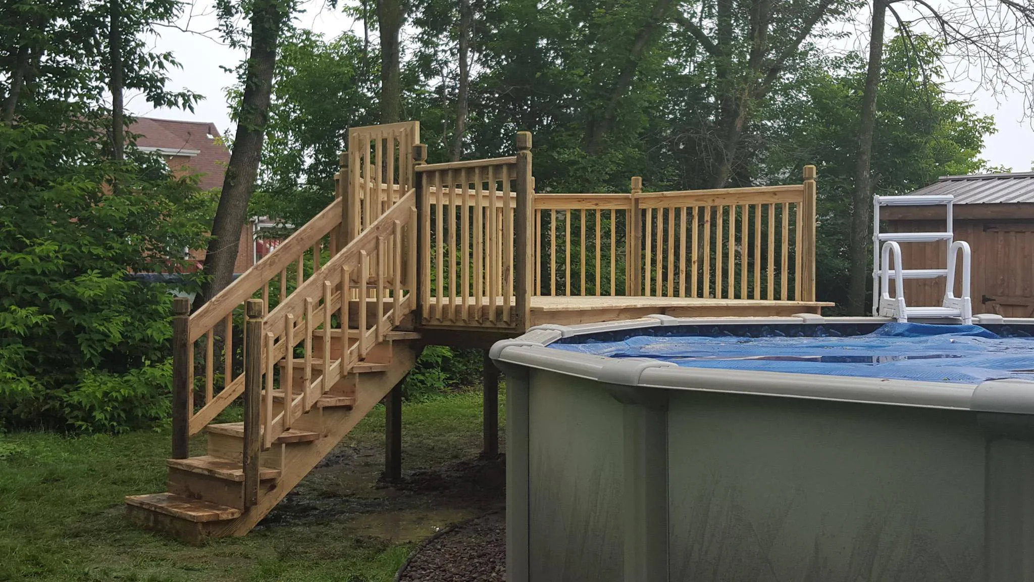 CustomBuilt Pool Decks for WNY Residents Superior Decks, Inc.